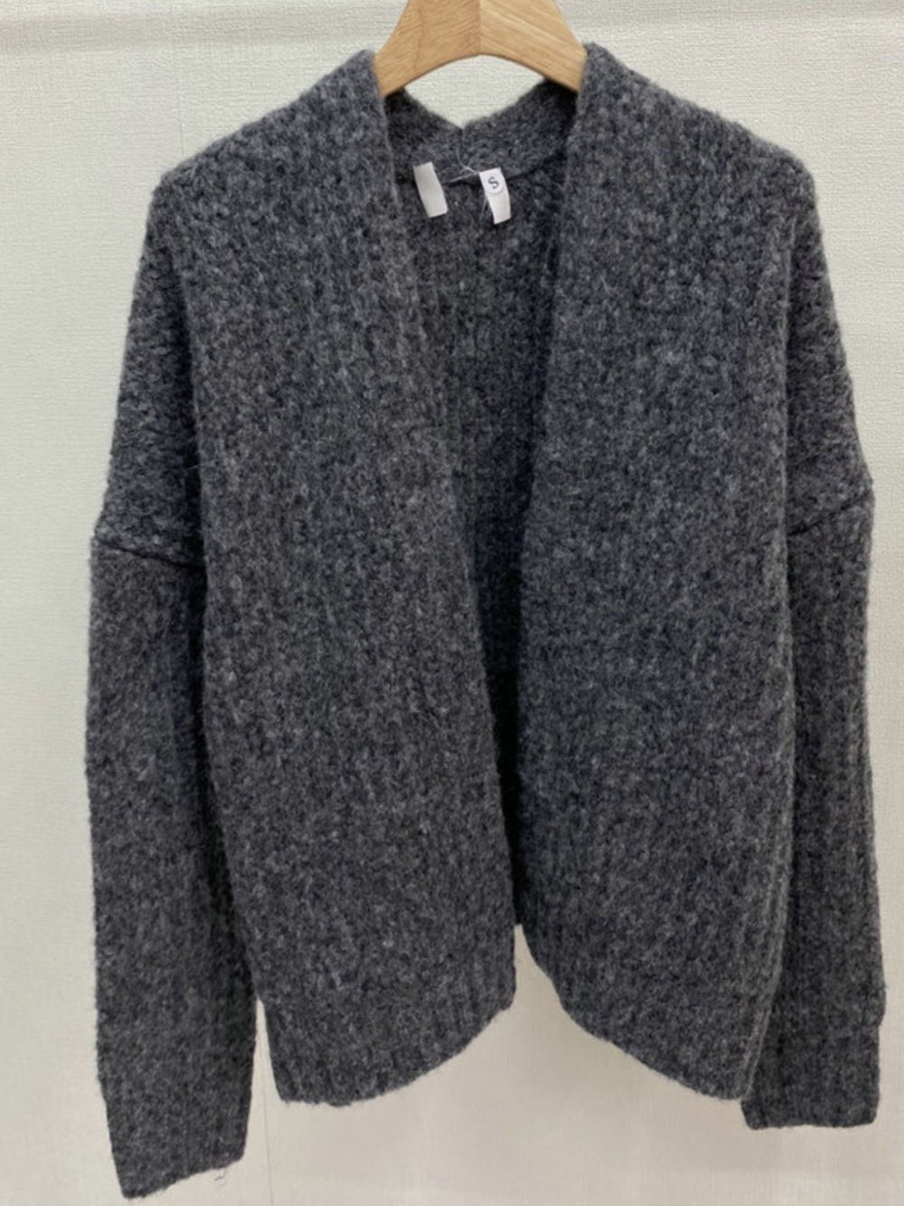 Wilfred Jillian Cardigan - Picture 2 of 4
